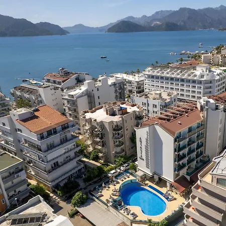 Otel Aurasia Design 3*