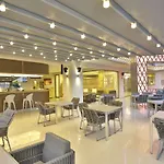 מלון Aurasia Design