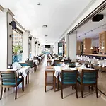 Aurasia Design מלון