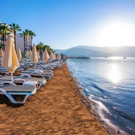 Ξενοδοχείο Aurasia Design