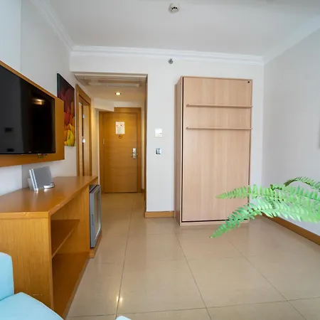 Hotell Aurasia Design 3*