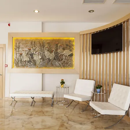 מלון Aurasia Design