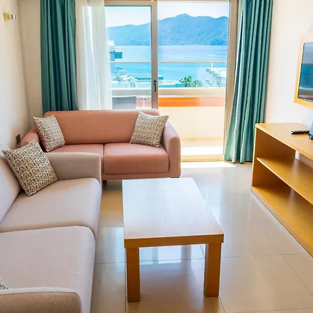 Aurasia Design Hotel