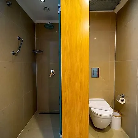 Aurasia Design Hotel 3*