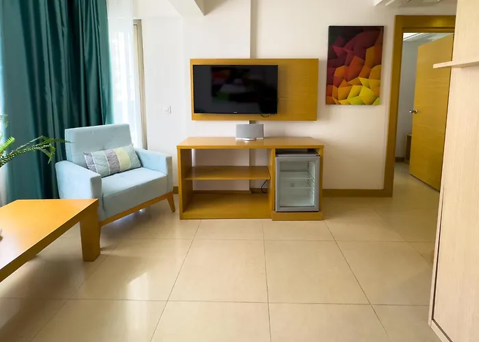 Aurasia Design Szálloda 3*